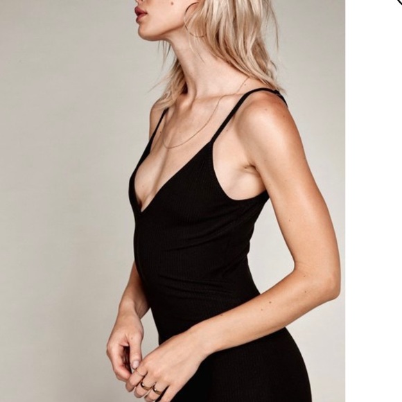 Flynn Skye Black Ribbed Knit Midi Dress Size Small - Picture 3 of 9